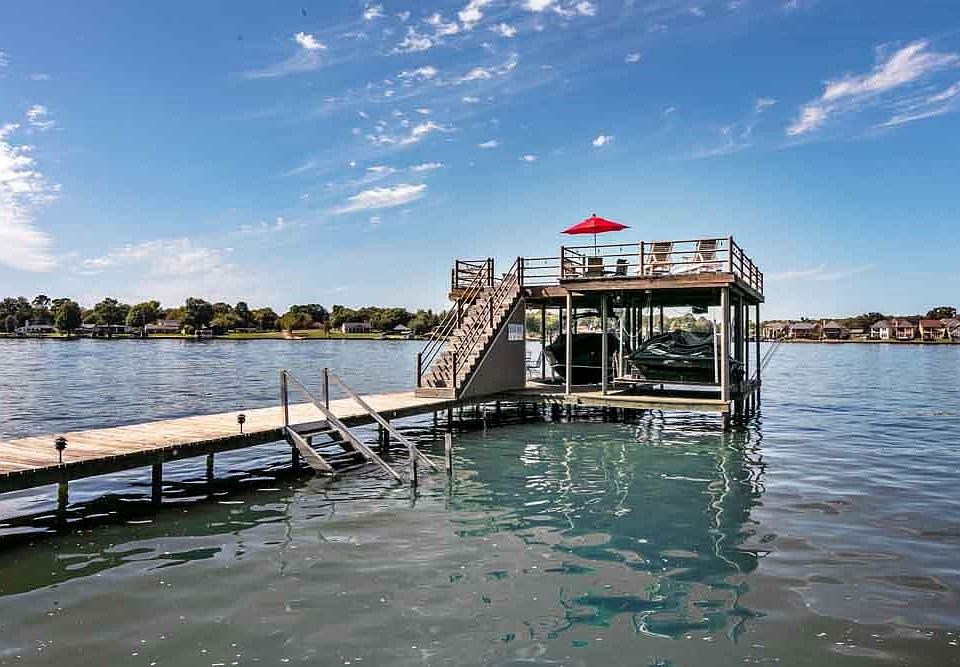 1st image of 124 Guadalupe Dr