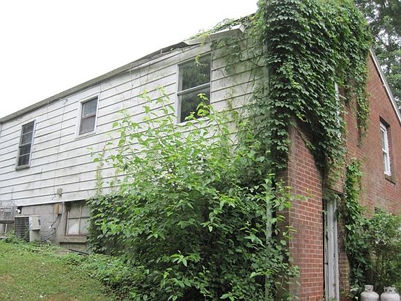 3rd image of 622 Ben Hur Ave