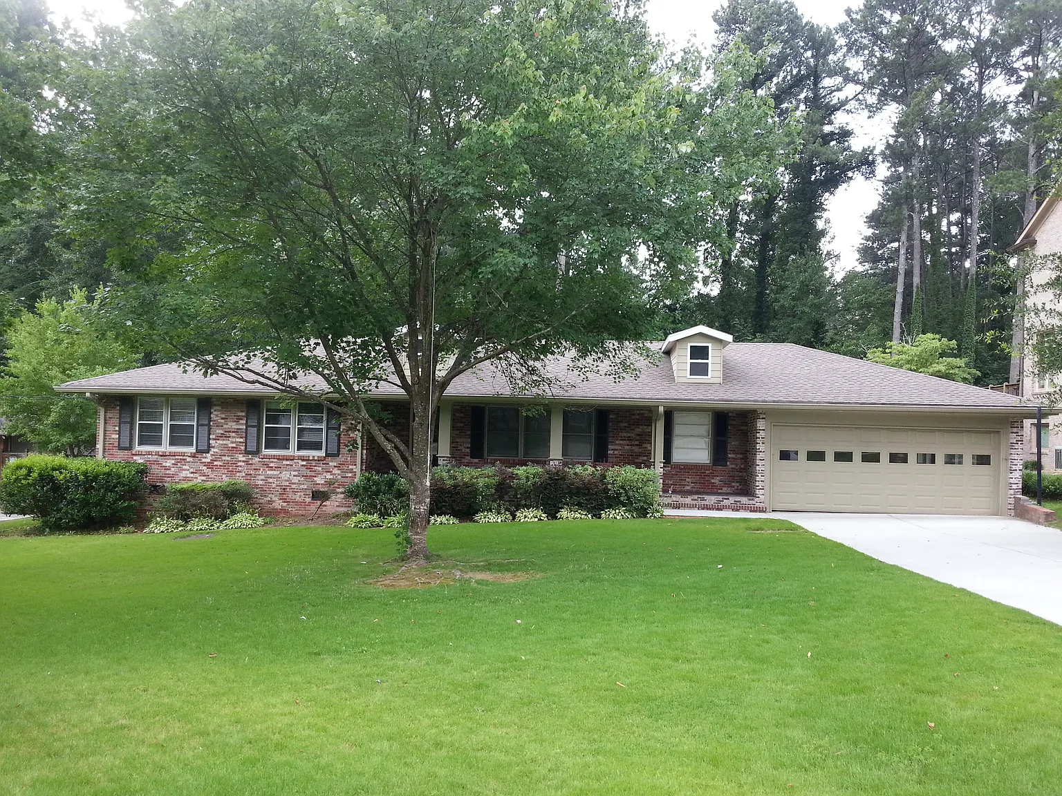 2547 Weigelia Rd NE photo 1