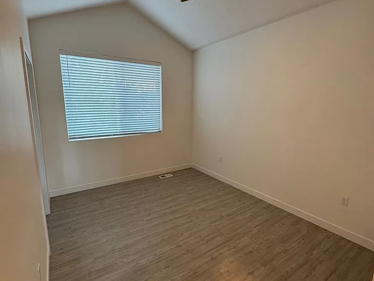 Woods Rose Townhomes — Photo 6