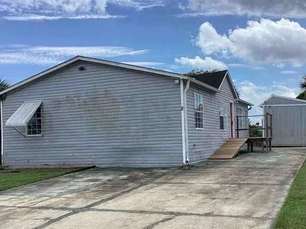8 Cherrywood Ct, South Daytona, FL 32119