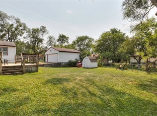 2510 E 38th St, Des Moines, IA 50317