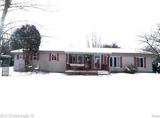 21900 Bohn Rd, Belleville, MI 48111