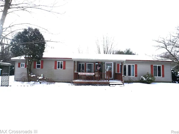 21900 Bohn Rd, Belleville, MI 48111
