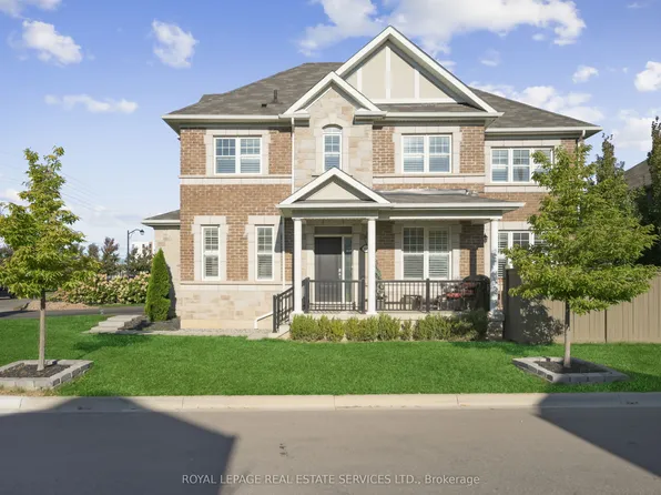 556 Juneberry Ct, Milton, ON L9E 1M8