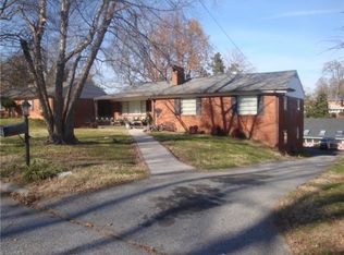 504 Hayworth Cir, High Point, NC 27262