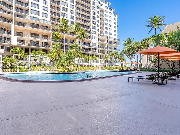 540 Brickell Key Dr #1619 — Photo 24