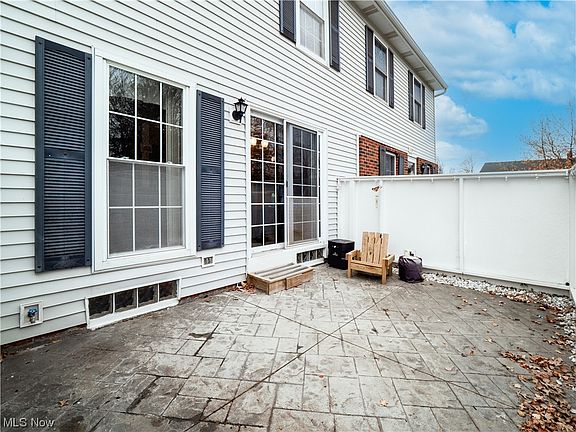 3rd image of 17320 Sheldon Ct