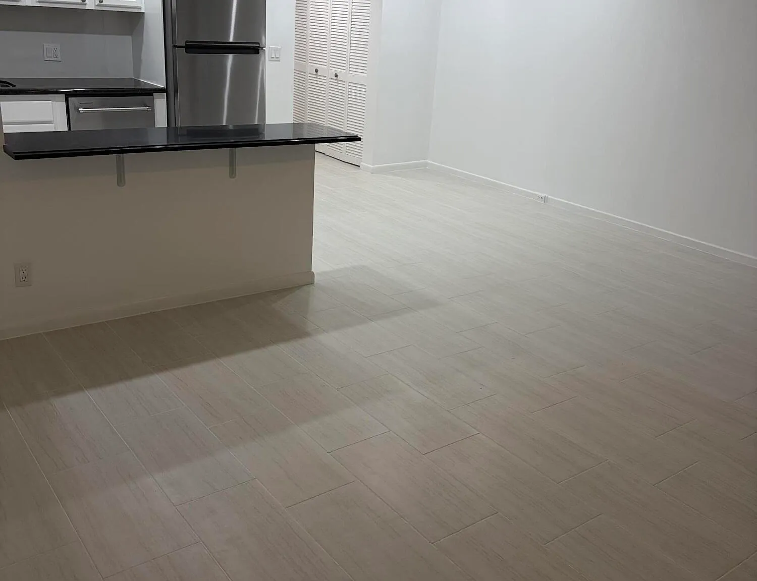 1 bed, 1.5 bath, 700 sqft, $1,650 — Photo 4