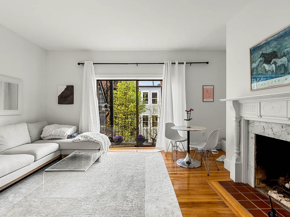 21 Hancock St #3