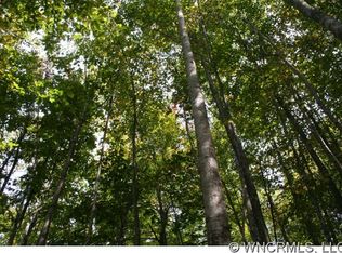 1229 Kanawa Ln, Arden, NC 28704