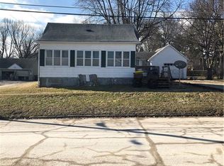 114 E Grant St, Osceola, IA 50213
