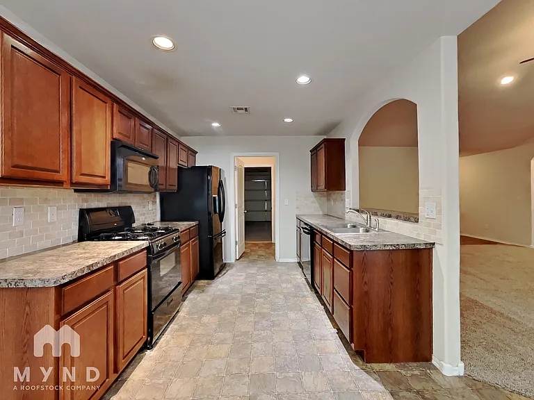 10921 N 149th East Ave — Photo 2