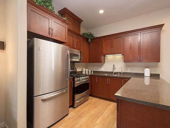 4th image of 20128 Stevens Creek Blvd Unit 208