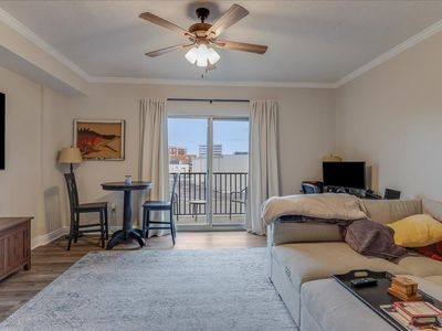 215 W College Ave APT 507, Tallahassee, FL, 32301