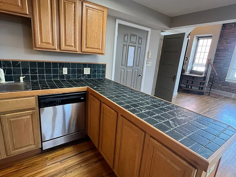313 Park Central E #303 — Photo 14
