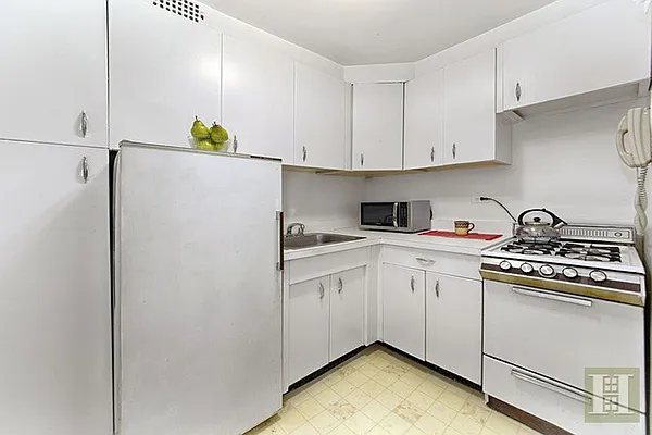 Sold by Halstead Real Estate | media 11