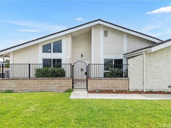 5171 Blackpool Rd, Westminster, CA 92683