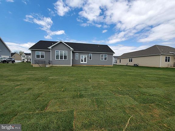 5th image of 1084 Agricopia Dr