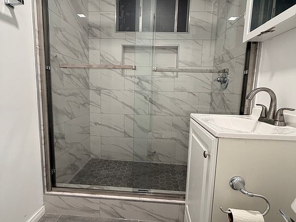 4th image of 4741 1/2 Klamath Pl