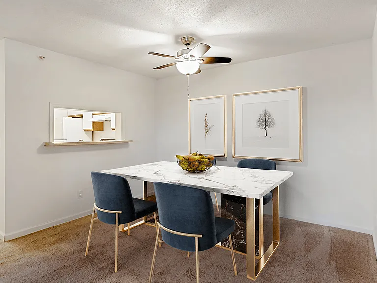 Genito Glen Apartments — Photo 13