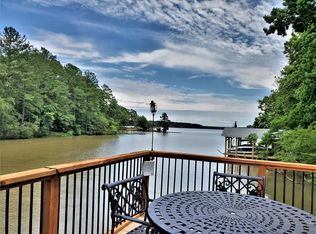 137 Boyd Dr, Bracey, VA 23919