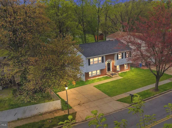 2104 Roslyn Ave, District Heights, MD 20747