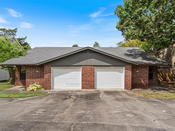 4079-4081 N Sunflower Cir, Fayetteville, AR 72703