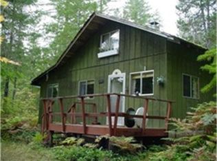 101 N Cubby Ln, Hoodsport, WA 98548