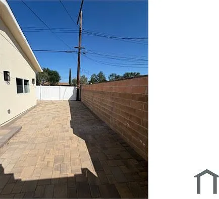 10558 Debra Ave — Photo 6