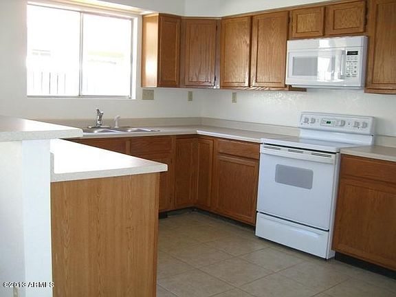 2nd image of 1784 N Terrace Cir
