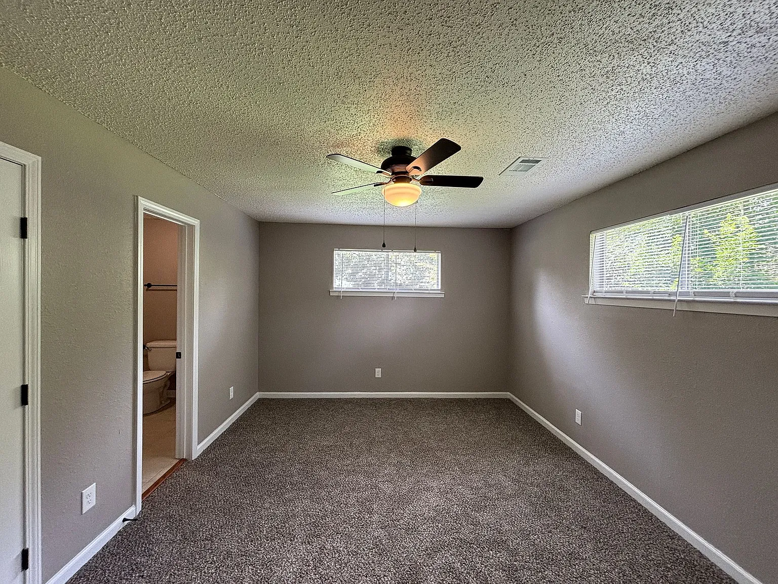 4309 N Cypress St — Photo 3