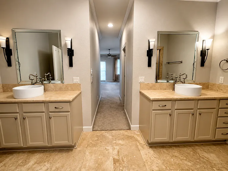 241 Inverrary Dr — Photo 17