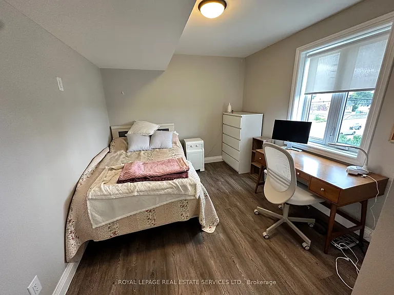 3 Queen St S #1 — Photo 12