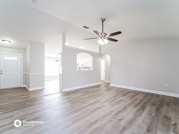 4th image of 2538 Margaret Ln