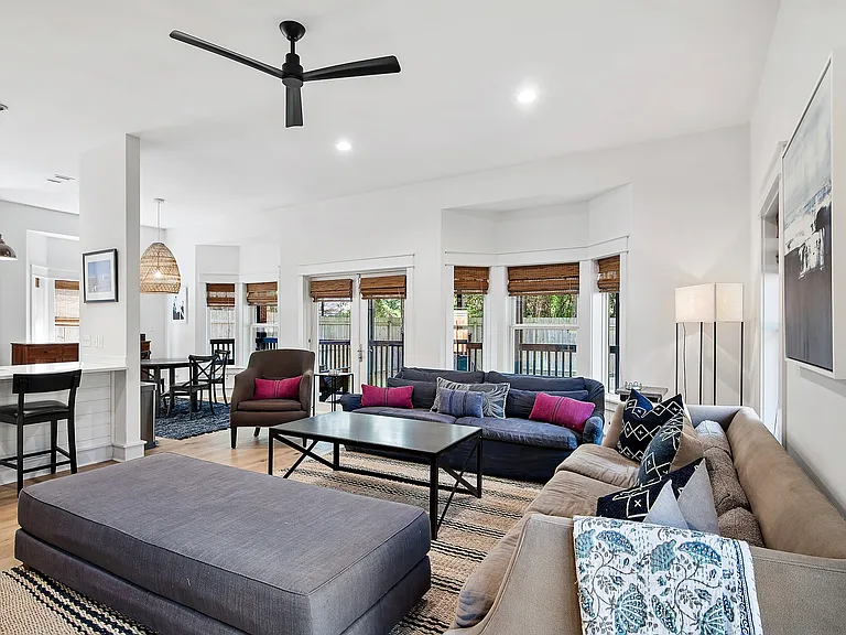 52 Summer Breeze Ln — Photo 6