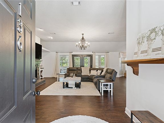 4th image of 136 Lake Jordan Boulevard