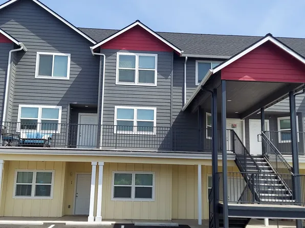 CP4475 #1-12, 4475 Hamrick Rd #8, Central Pt, OR 97502