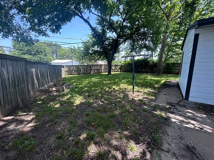 138 Vandenburg Dr #B — Photo 13