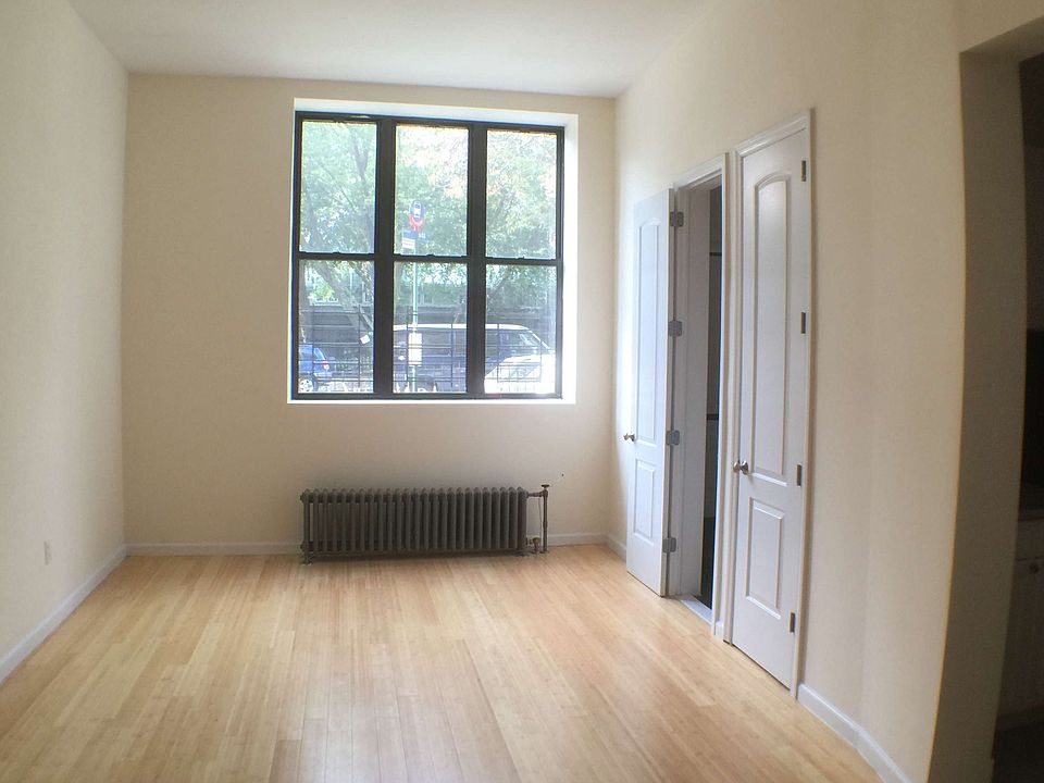 1st image of 921 Washington Ave #1A*