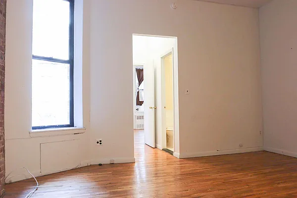 Rented by Ethan Blinder, LREB | media 29