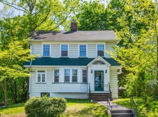 125 Woodlawn Ave, Montclair, NJ 07043