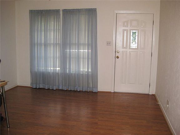 3rd image of 1909 West Way
