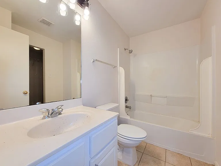11810 Rolling Stream Dr — Photo 21