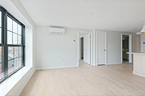 400 Franklin St #5 Photo 1