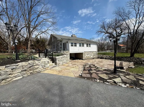 535 S Mill St, Lebanon, PA 17042