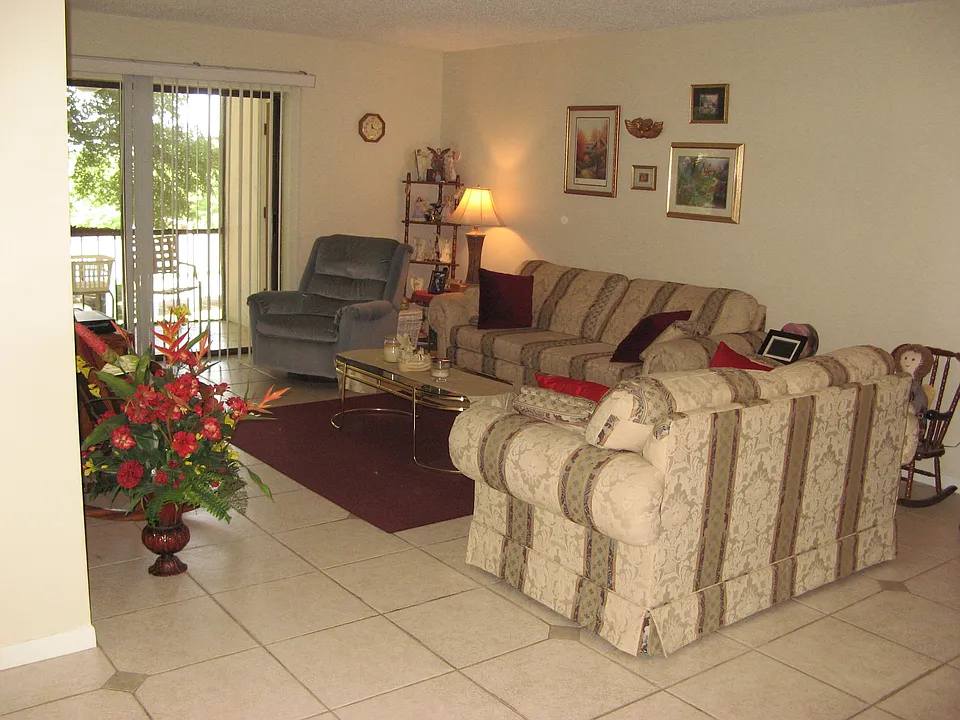 Spacious Living Room
