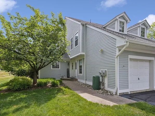 20 Cable Ct, Montville, NJ 07045