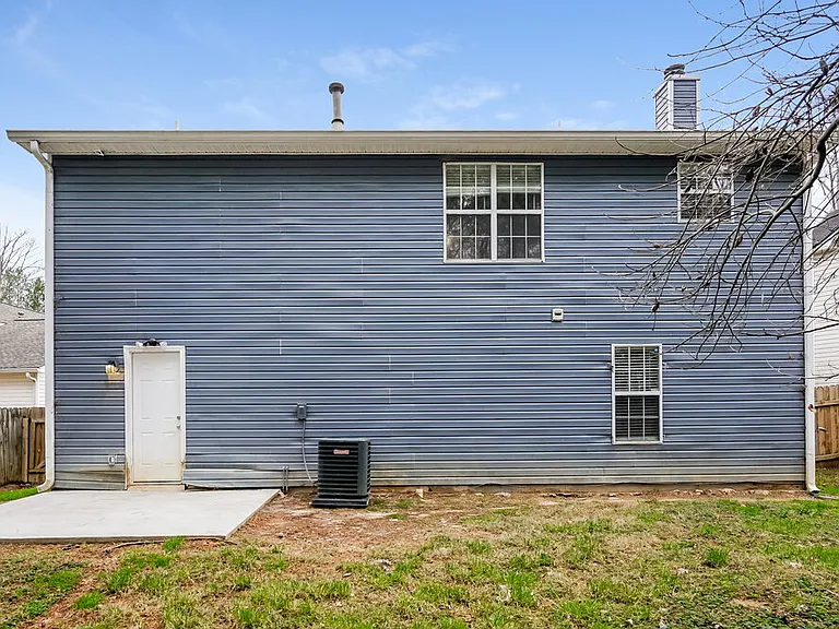 1511 Norman Xing — Photo 18