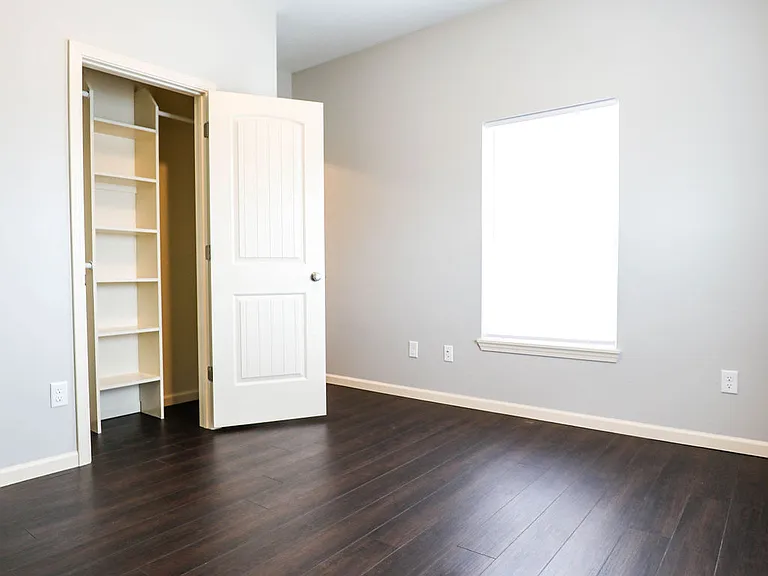600 E Harrison St #C-301 — Photo 6